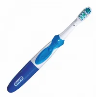 Электро-зубная щетка Braun Oral-B CrossAction