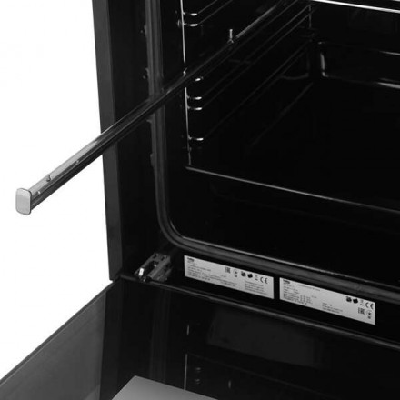 Встраиваемый духовой шкаф Beko OIM 27201 C