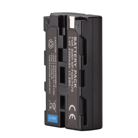 Панель LED U880+ PRO (RGB) с аккумуляторами (+2 аккумулятора 2200mAh +З/У)