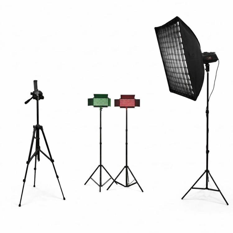 Комплект освещения Home Studio Light: осветитель MW400S с софтбоксом 50×70 и две RGB LED-панели U600 PRO на стойках