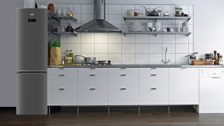 Холодильник Beko BlueLight CNKR5356E20X