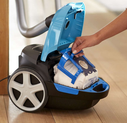 Пылесос Philips FC 8389/01