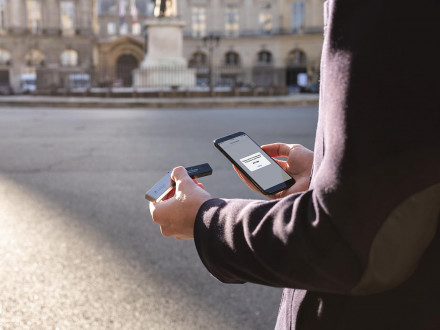 Аппаратный кошелек для криптовалют Ledger Nano X