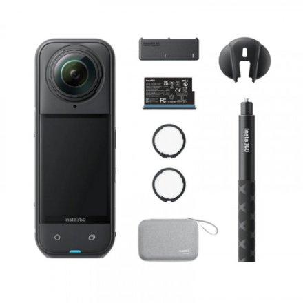 Панорамная экшн-камера Insta360 X5 (8K, 360°) — Комплект Essentials Bundle