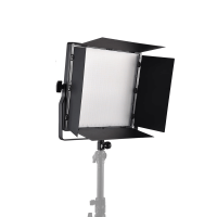 Панель LED U660+ PRO (RGB) с Аккумуляторами Панель LED U660+ PRO (RGB) с Аккумуляторами